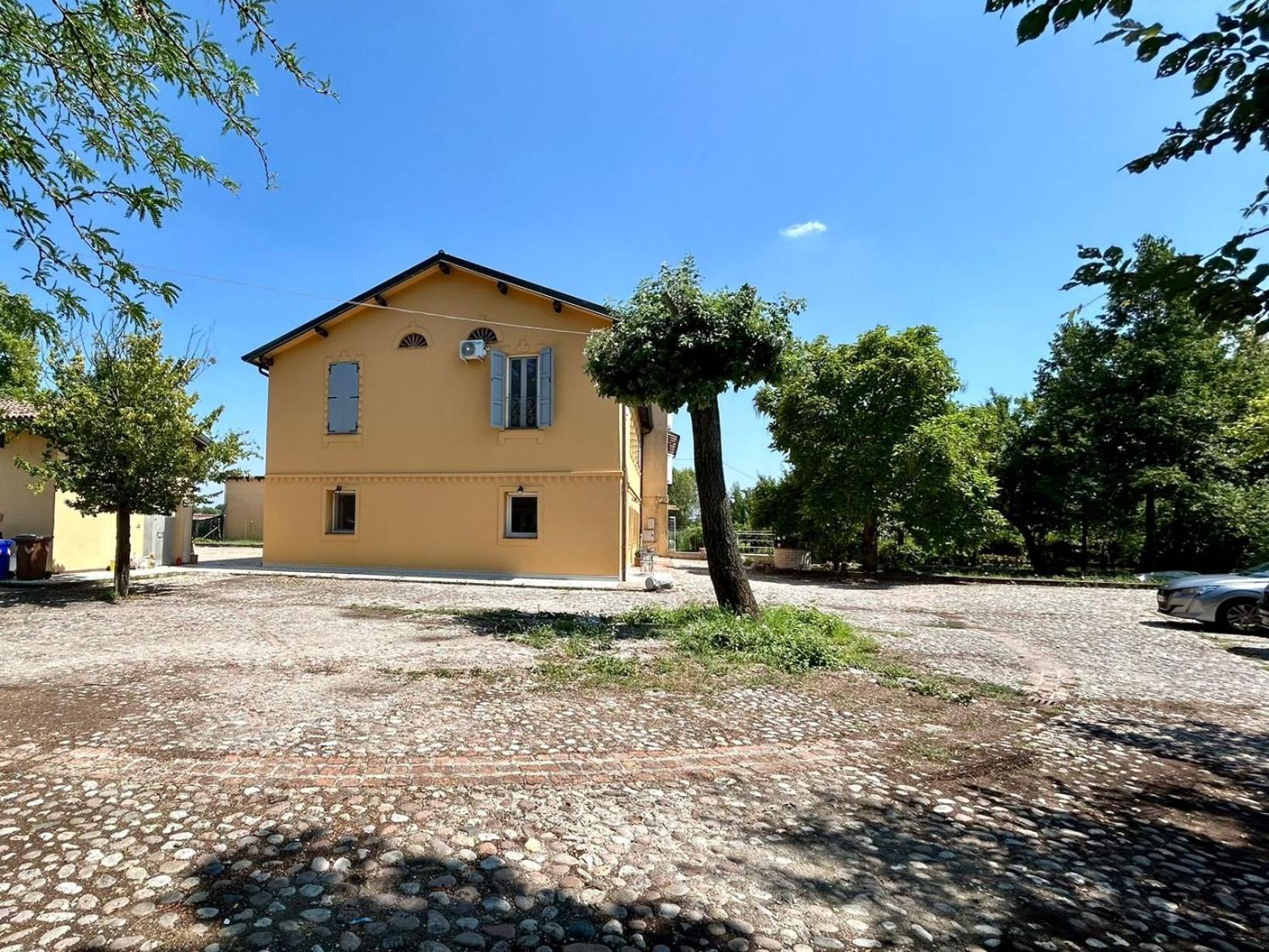 Al Civico 73 Carpi Exterior foto